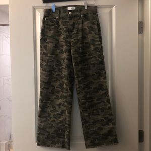 Lou & Grey Wide Leg Crop Camo Jean